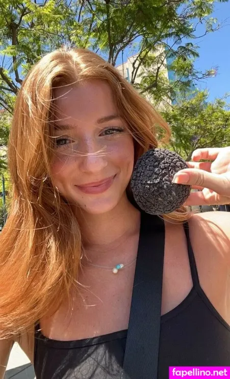 Carmela OnlyFans Thumbnail #0jewsDnQdM