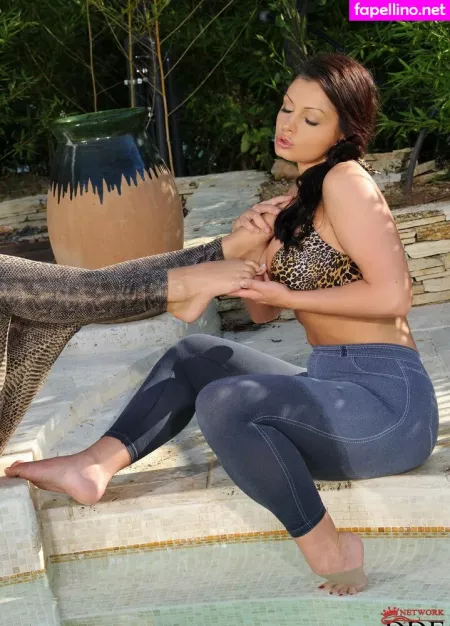 Carmen Croft OnlyFans Thumbnail #5hmiE9OBkQ