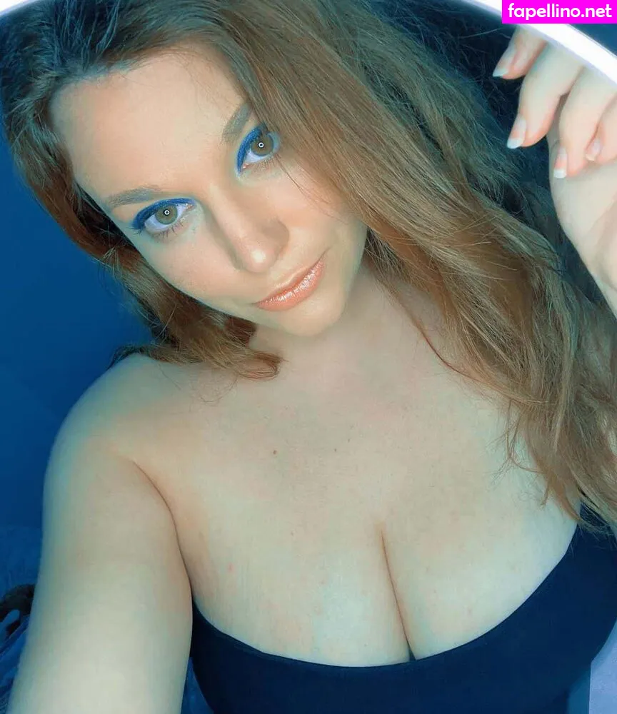 carmen_curvy Nude Leaked OnlyFans Photo #4rIm7XpOd2