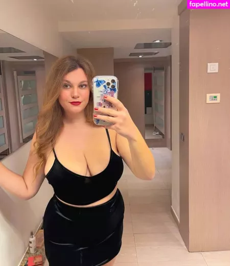 Carmen Curvy OnlyFans Thumbnail #6mdnwdE7BB
