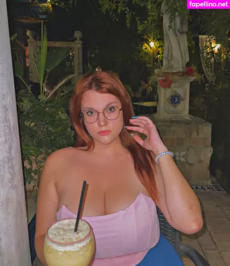 Carmen Curvy OnlyFans Thumbnail #KKZv2o9u8l