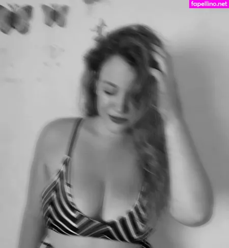Carmen Curvy OnlyFans Thumbnail #eTneiOhLZu