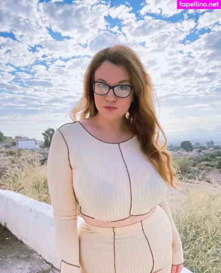 Carmen Curvy OnlyFans Thumbnail #pfxJM1RJHq