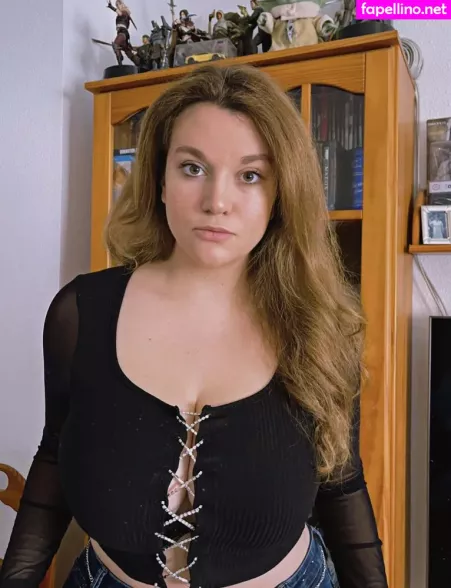 Carmen Curvy OnlyFans Thumbnail #sQu0U84Nba