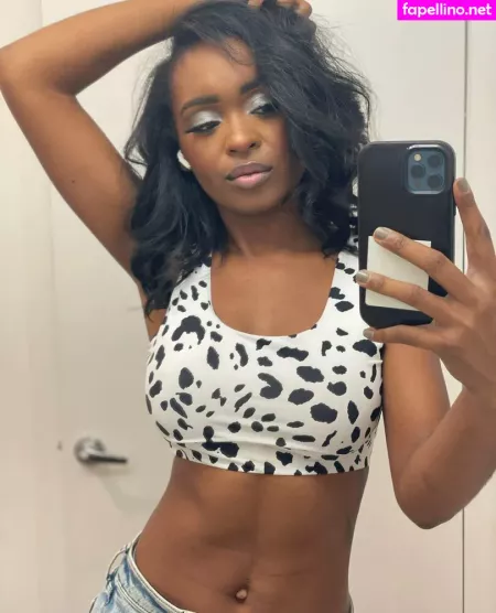 Carmencruz OnlyFans Thumbnail #rURFDGRBQ1