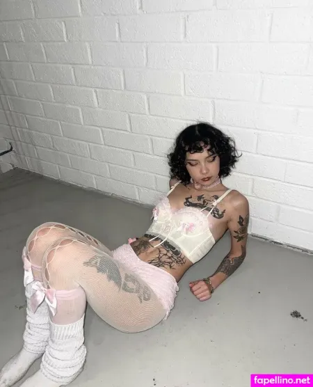 Carmenhollow OnlyFans Thumbnail #H1wPC1L625