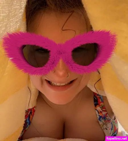 Carmenj420 Carnen J OnlyFans Thumbnail #yXSLScnExT