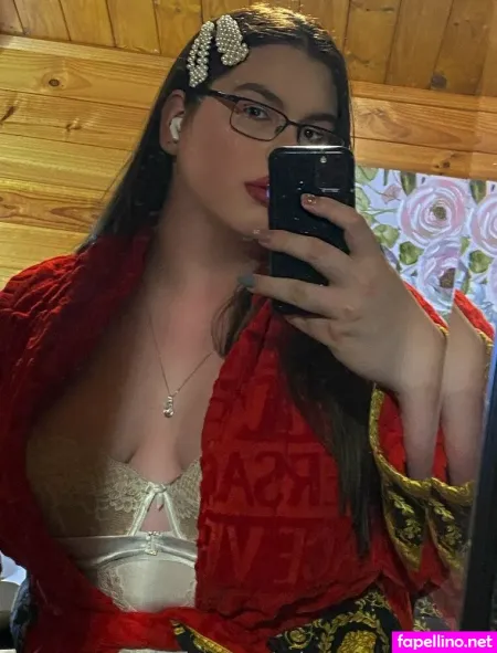 Carmenmahole OnlyFans Thumbnail #DLyupR1MrC