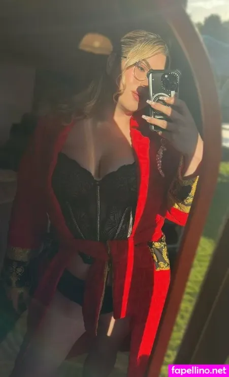 Carmenmahole OnlyFans Thumbnail #WTAXRDNJwu
