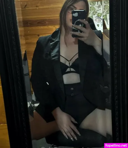 Carmenmahole OnlyFans Thumbnail #gzjuUlHqDC