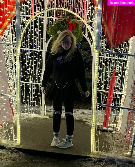 Carmennem OnlyFans Thumbnail #B6BmjhNiwS