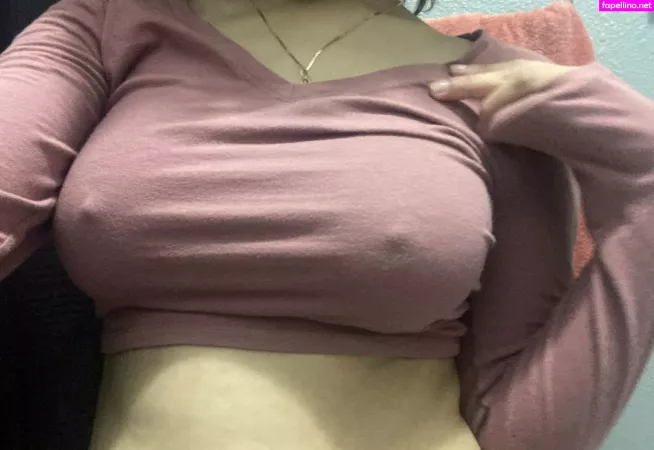 Carmennl0ve OnlyFans Thumbnail #8i9NyCmUWQ