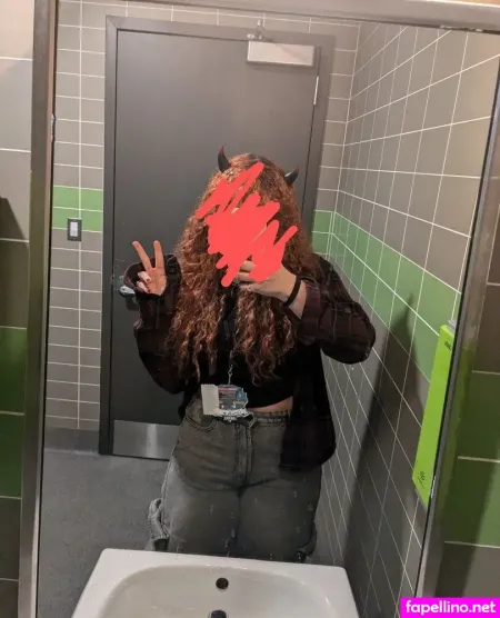 Carmilla Roux OnlyFans Thumbnail #ZTUTizJEpn