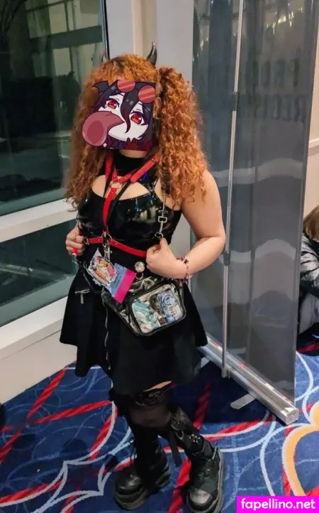 Carmilla Roux OnlyFans Thumbnail #jAewOVmD6E