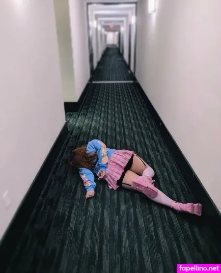 Carmilla Roux OnlyFans Thumbnail #sg0jvLnePL