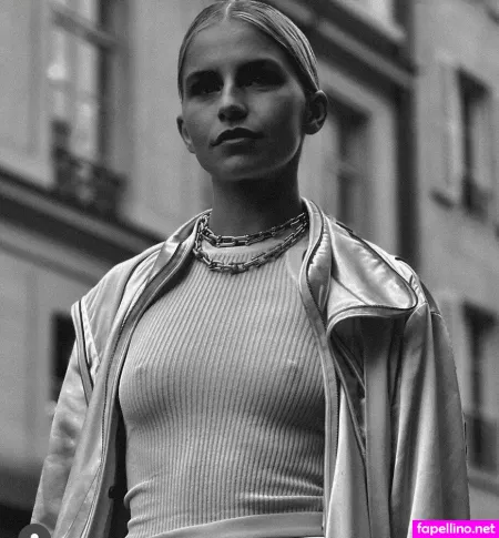 Caro Daur OnlyFans Thumbnail #7tLpiuegIL