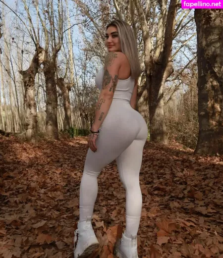 Caro Igc OnlyFans Thumbnail #3LL6tuFXI5