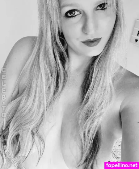 Caro Kitten OnlyFans Thumbnail #2xS7ksj5cj