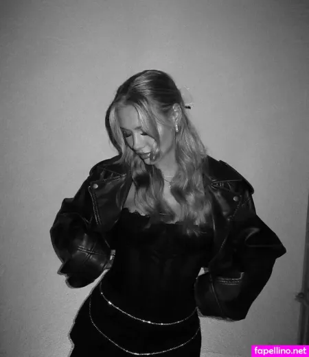 Caro Konrad OnlyFans Thumbnail #5xKMiRGHgn