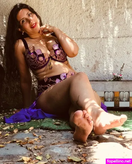 Caro Luxor OnlyFans Thumbnail #Tr2DK6sp1t