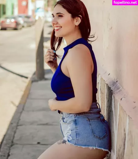 Caro Trueba OnlyFans Thumbnail #eLYHHJGg9Z