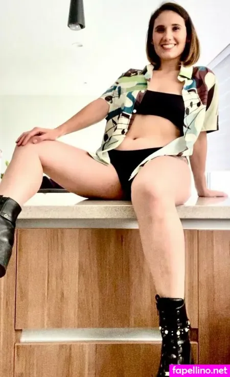 Caro Trueba28 OnlyFans Thumbnail #Cv1p22b67u