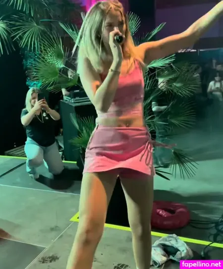 Caro Winter OnlyFans Thumbnail #UksuyNIPl0