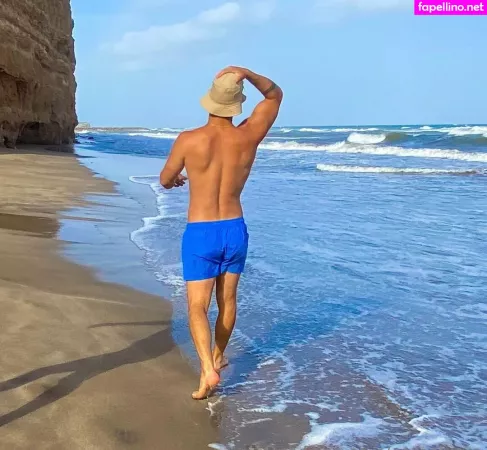 Caroalvaro OnlyFans Thumbnail #6UvNukTrEl