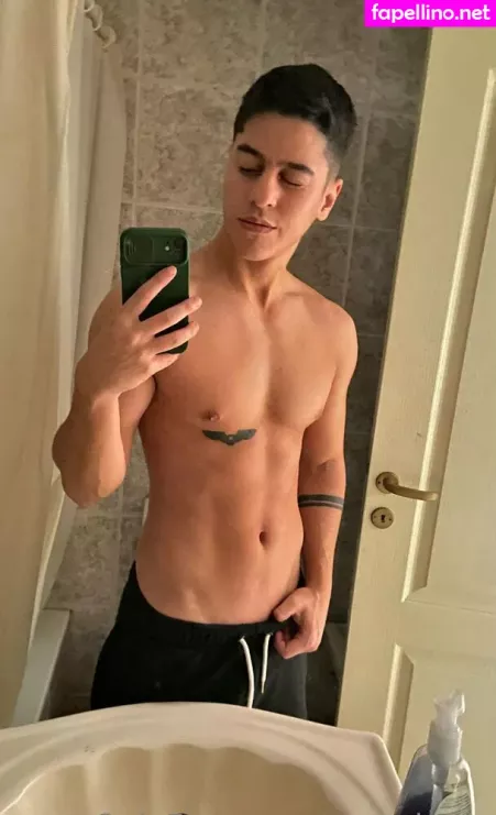 Caroalvaro OnlyFans Thumbnail #GEOkVJuUak