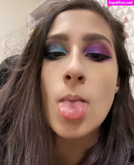 Carol Carolinga OnlyFans Thumbnail #ohWaF3JVd8