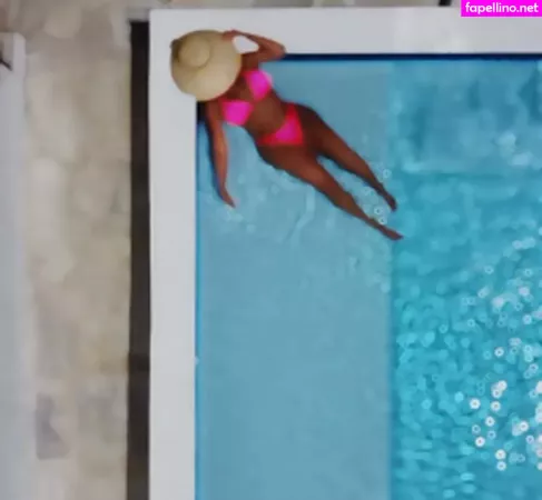 Carol Dias OnlyFans Thumbnail #FsF5rsmJIh
