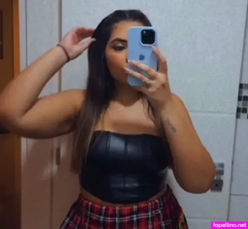 Carol Ferrer OnlyFans Thumbnail #0mnbSd2V6V