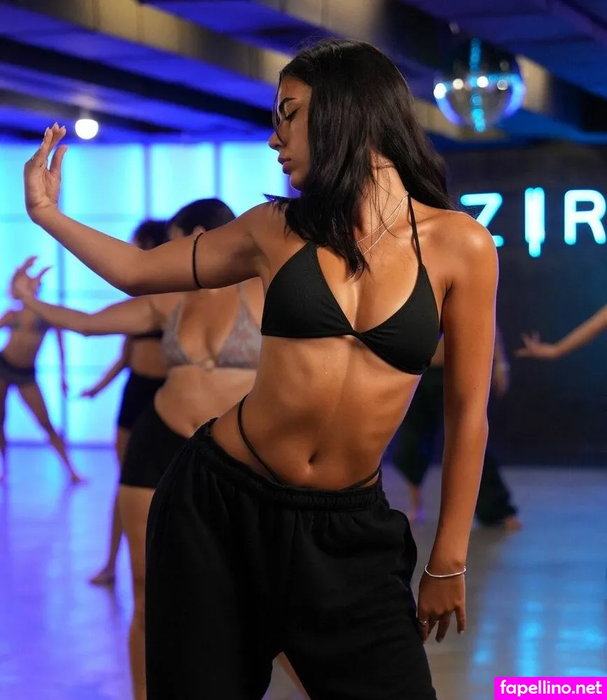 carol.lyx Nude Leaked OnlyFans Photo #8nCuz9rAm4