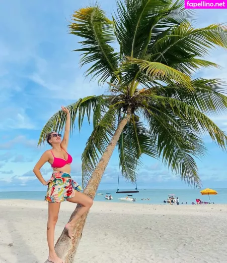 Carol Moreira OnlyFans Thumbnail #WF2gFEuB09