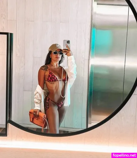 Carol Peixinho OnlyFans Thumbnail #6KBtqnP0PP