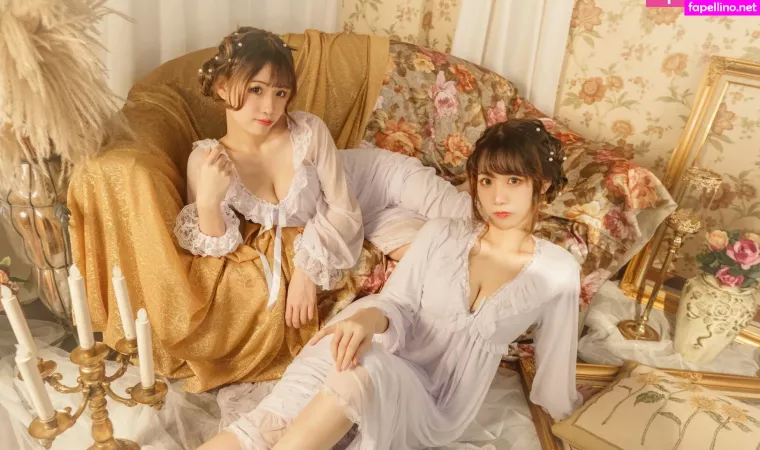Carol X Iris OnlyFans Thumbnail #xi9q36F1Lu