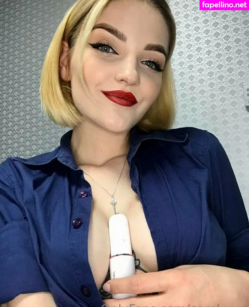 carol.xxx, carollinejane123742 Nude Leaked OnlyFans Photo #lN6o92eM88
