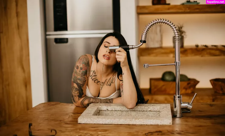 Carolcastfree OnlyFans Thumbnail #u4sEHPWDgo