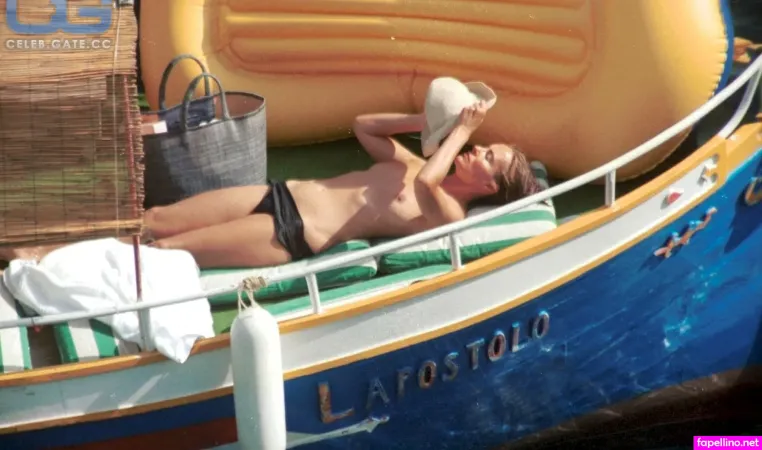 Carole Bouquet OnlyFans Thumbnail #DeLGWx1esl