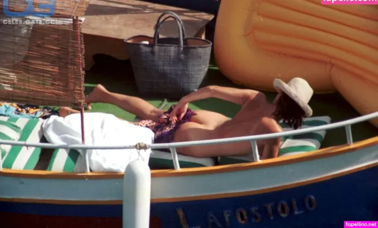 Carole Bouquet OnlyFans Thumbnail #oGBRyNfR8L