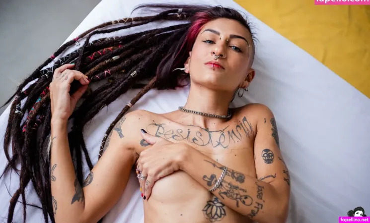 Caroleta Roots OnlyFans Thumbnail #TDOXzAYSiL