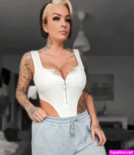 Caroliinjosh OnlyFans Thumbnail #zyC1zumfFb