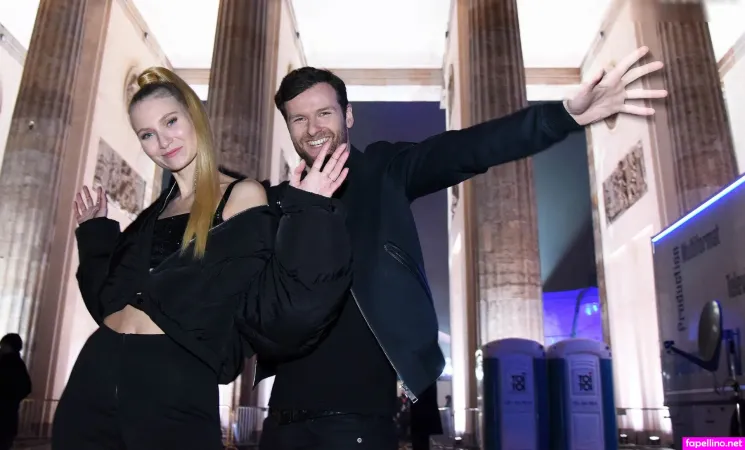 Carolin Niemczyk OnlyFans Thumbnail #0fsya2JRMl