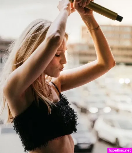 Carolin Niemczyk OnlyFans Thumbnail #3g6cRT0DuK