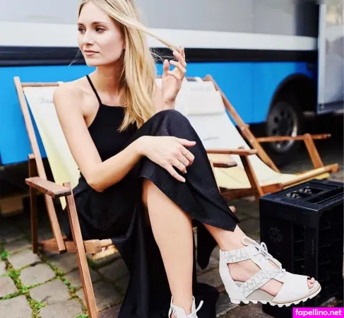 Carolin Niemczyk OnlyFans Thumbnail #RD6VXak2Q2