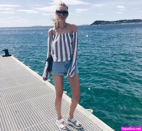 Carolin Niemczyk OnlyFans Thumbnail #ZofVA0uoba