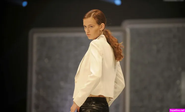 Carolin Snderhauf OnlyFans Thumbnail #htmBzd9j8h