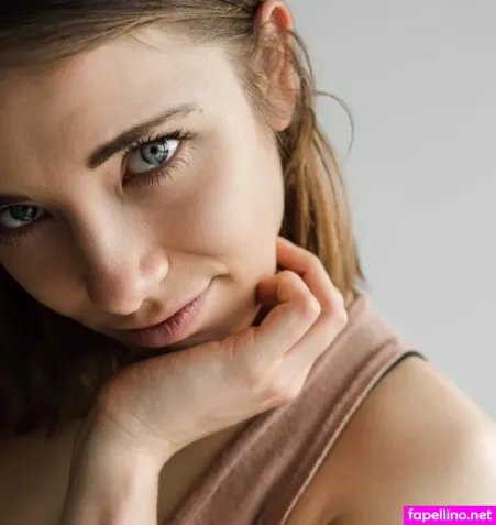 Carolin Von Der Groeben OnlyFans Thumbnail #93Ub7ptc4s