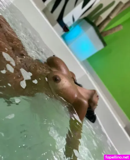 Carolina Correa Troutt OnlyFans Thumbnail #28XW49L8vv
