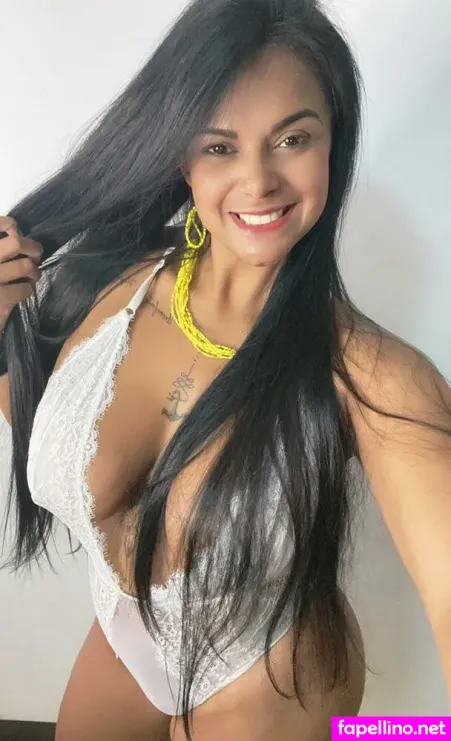 Carolina Correa Troutt OnlyFans Thumbnail #uIPcXZuEeS